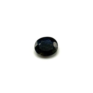 lot 53 image: 1.4 Carat Sapphire Gemstone Loose