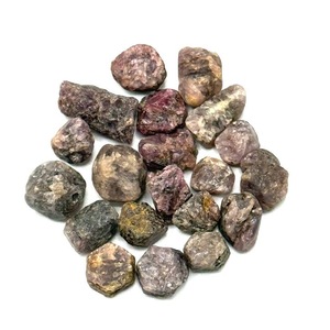 lot 65 image: 100 Carat Natural Sapphire Gemstones Loose