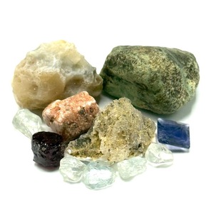 lot 69 image: 100 Carat Assorted Gemstones Loose