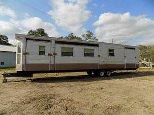 2007 Breckenridge Park Model Damon Series M-844-SB Triple Slide Camper – 44' Length