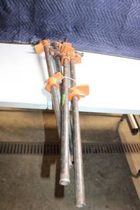 lot 73 image: Set of 4 Heavy Duty Pipe Clamps with Orange Jaws