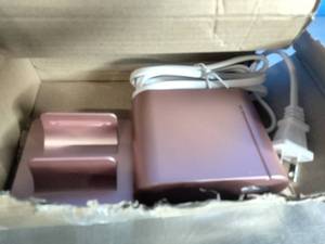 lot 58 image: Trexonic 7.1 Amps 5 Port Universal USB Compact Charging Station
