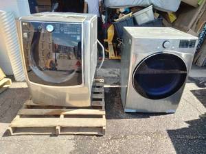 lot 81 image: LG Washer and Electric Dryer