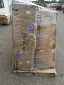 lot 108 image: Customer Returns Pallet