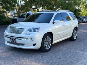 lot 1 image: 2011 GMC ACADIA DENALI All Wheel Drive  2 Owners  No Accidents (NO RESERVE)