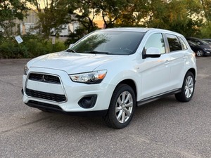 lot 4 image: 2013 MITSUBISHI OUTLANDER SPORT ES All Wheel Drive (NO RESERVE)