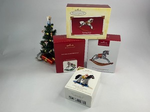 lot 15 image: 4 Hallmark Keepsake Christmas Ornaments