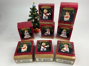 lot 88 image: 8 Bearingers Hallmark Keepsake Christmas Ornaments 1993