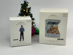 lot 129 image: 2 Star Trek Hallmark Keepsake Christmas Ornaments