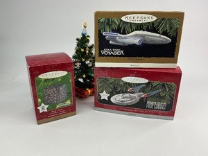 lot 133 image: 3 Star Trek Hallmark Keepsake Christmas Ornaments