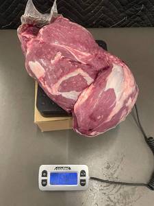 lot 51 image: Beef Chuck Boneless Clod Petite Tender USDA Choice 6 lbs 5.2 ozs Never Frozen