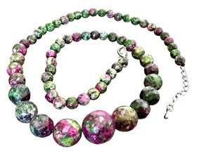 lot 32J image: 18 Beaded Ruby Zoisite Necklace with Graduated Faceted Beads