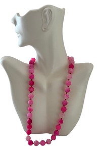 lot 45J image: 18-Inch Cracked Agate Beaded Necklace in Shades of Pink