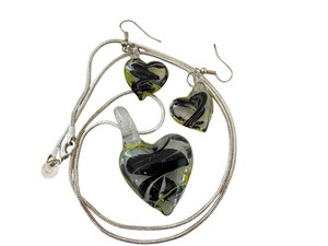 lot 79J image: Art Glass Heart Necklace and Earrings Set with Sterling 22 Chain