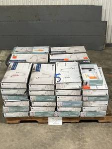 lot 2 image: Large LOT of Glacier Bay Faucets, Untouched (Great for eBay resellers)