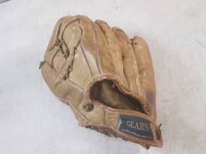 lot 27 image: (CS) Vintage Sears Roebuck Co. Erni...