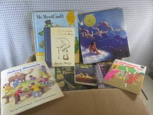lot 47 image: (EW5) Box Full of Assorted Books...