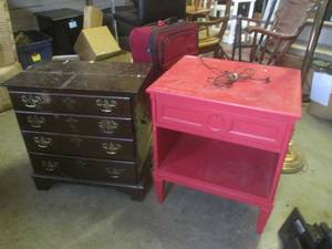 lot 67 image: (RMWS) 2 Side Tables with Drawers -...