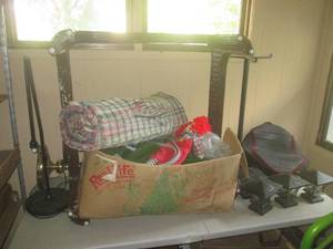 lot 72 image: (RMT) Lot of Misc - Wicker Table wi...