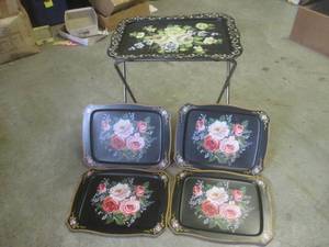 lot 78 image: (C-2) 4 Vintage Metal Lap Trays and...