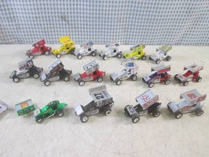lot 87 image: (CS) Assorted Small Racing Champion...