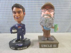 lot 89 image: (FS) Jeff Gordon and Uncle Si with ...