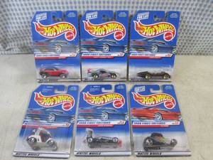 lot 102 image: (EC1) Assorted Hot Wheels in Packag...