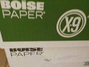 lot 35 image: Boise X-9 White 5000 Sheets 8.5 x 1...
