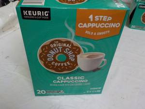 lot 82 image: Keurig 20 Pods 1 Step Cappuccino...