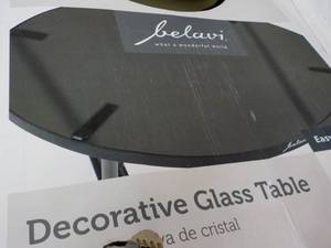 lot 113 image: Decorative Glass Table...