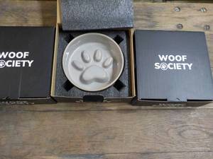 lot 142 image: 3 Woof Society Dog Bowls 6 Diamete...