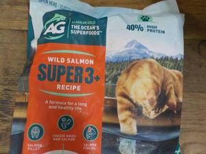 lot 198 image: 10 lb. Bag AG Nutrition from Cats...