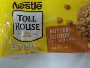 lot 209 image: 5 Nestle 11 oz bags Butterscotch Mo...
