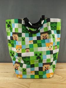lot 47F image: Minecraft Laundry Basket Tote - Brand New