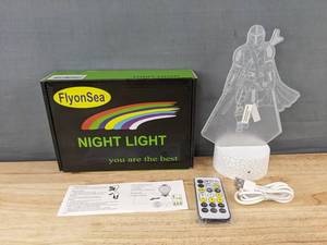 lot 124F image: FlyonSea Star Wars Mandalorian Night Light with Remote and USB Cable - Brand New