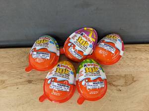 lot 171 image: 5 Kinder Joy Eggs Sweet Cream Cocoa Bites - Brand New