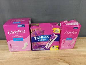 lot 193 image: 156 Carefree Liners and 28 Tampax Regular Radiant Tampons - Brand New
