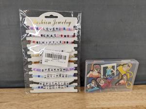 lot 72F image: Taylor Swift Bracelet & Straw Topper Set - Brand New