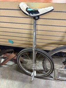 lot 72 image: Unicycle