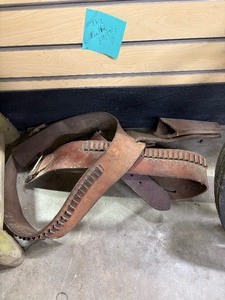 lot 73 image: Leather Holsters (3)