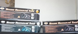 lot 55 image: Snow Removal Tools (3ct)