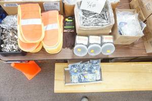 lot 109 image: Tweezers, Wrist Bands, Screwdriver Bits, Pegs, Gloves, Glove Clips