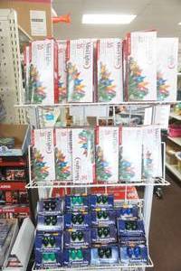 lot 150 image: Mini Lights & Light Bulb Replacements and Stand