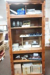 lot 158 image: Jewelry, Collectibles, Decor (Shelf not included)