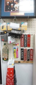 lot 172 image: Bandanas, Gift Card Envelopes, Signs, Name Tags, Picture Frames, Carabiners