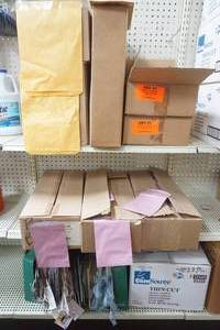 lot 176 image: Gift Bags