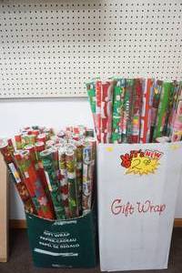 lot 181 image: Holiday Gift Wrap