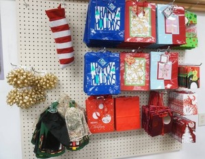 lot 185 image: Holiday Gift Bags, Bows, Bottle Covers