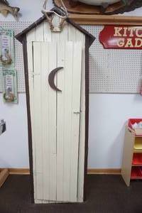 lot 216 image: Wooden Outhouse Decor Cabinet
