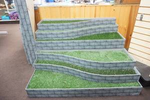 lot 259 image: Turf Display Shelf (4pc)